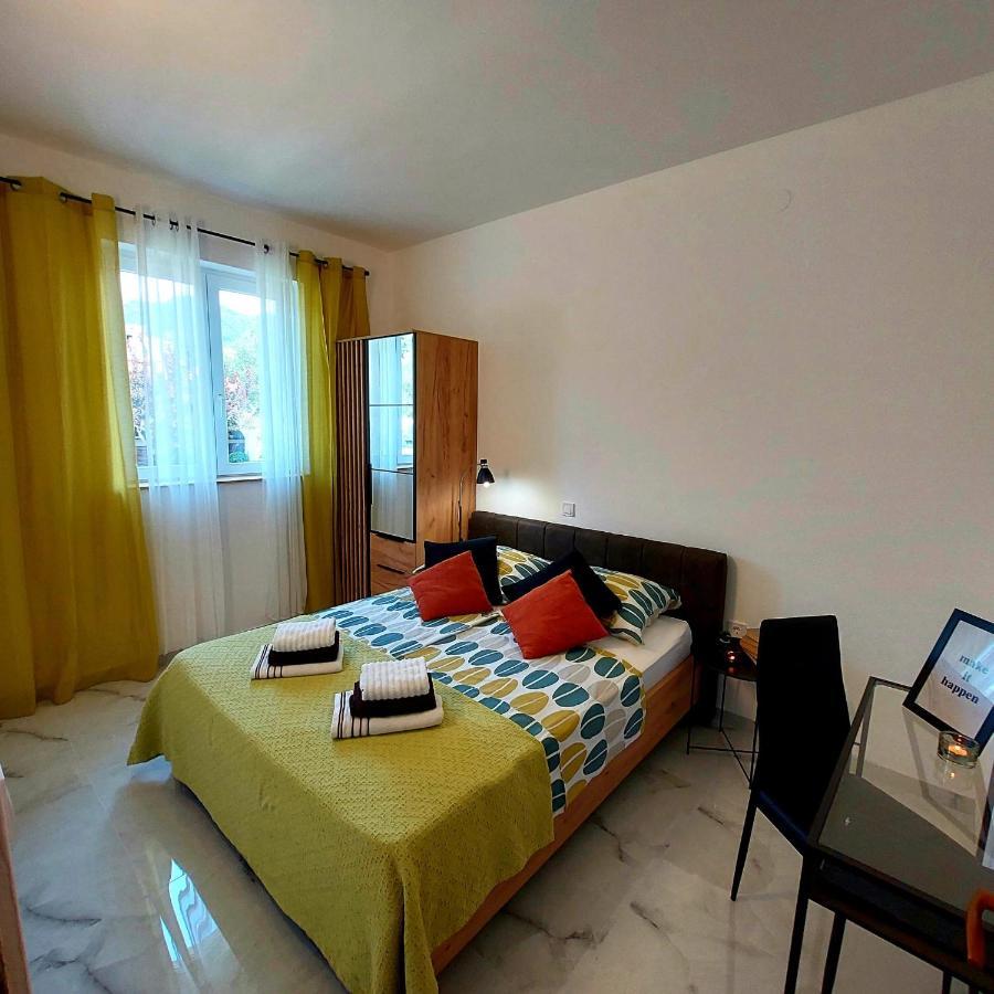 Apartments Leon 2 Banjol Bagian luar foto